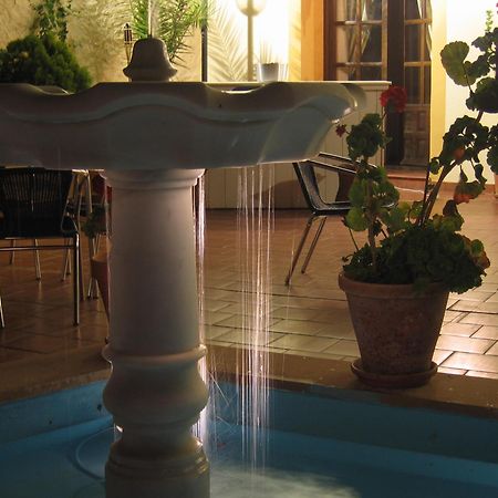 Palacio Las Manillas Sabiote Ngoại thất bức ảnh